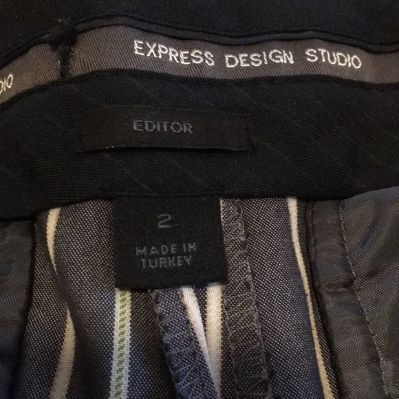 Women’s Express Editor Striped Capris - Picture 2 of 4